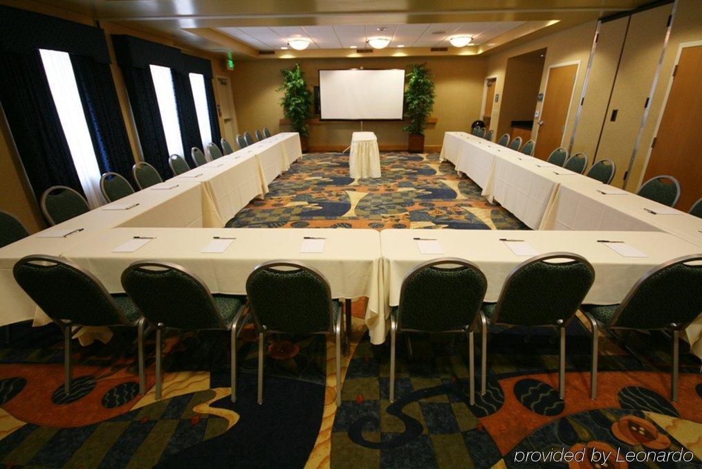 Holiday Express & Airport Natomas, An Ihg 2*