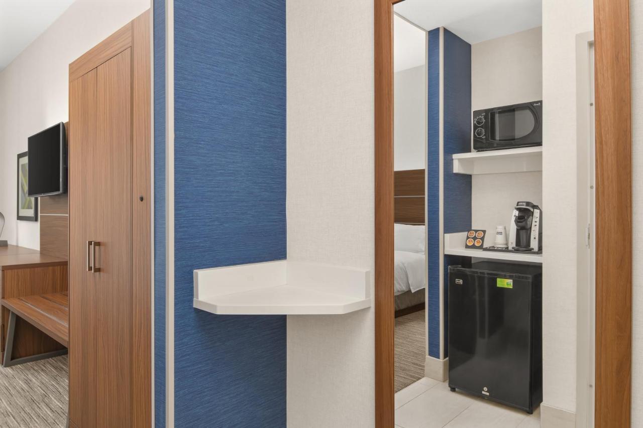 Holiday Express & Airport Natomas, An Ihg Hotel Sacramento