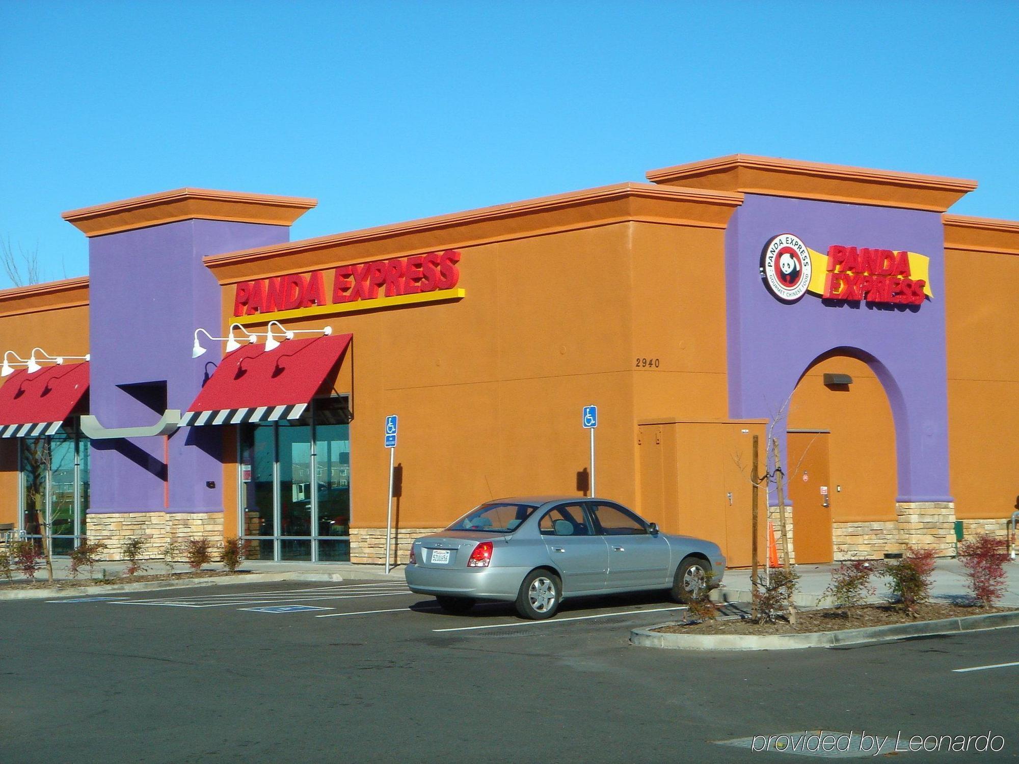 Holiday Express & Airport Natomas, An Ihg Hotel